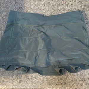 Women's Lulu Skort Size 6